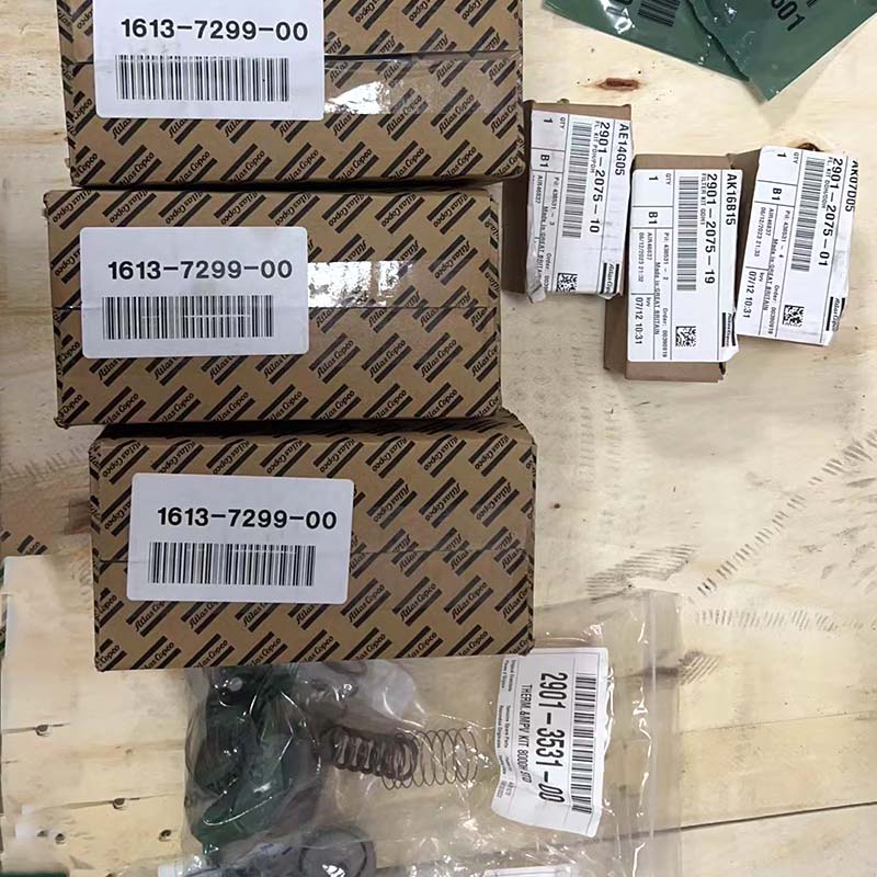 Atlas Copco 2906075300 GA200-315 Yağ Ayırıcı